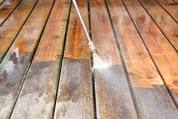 Best Playground Equipment Cleaning  in Franconia, VA
